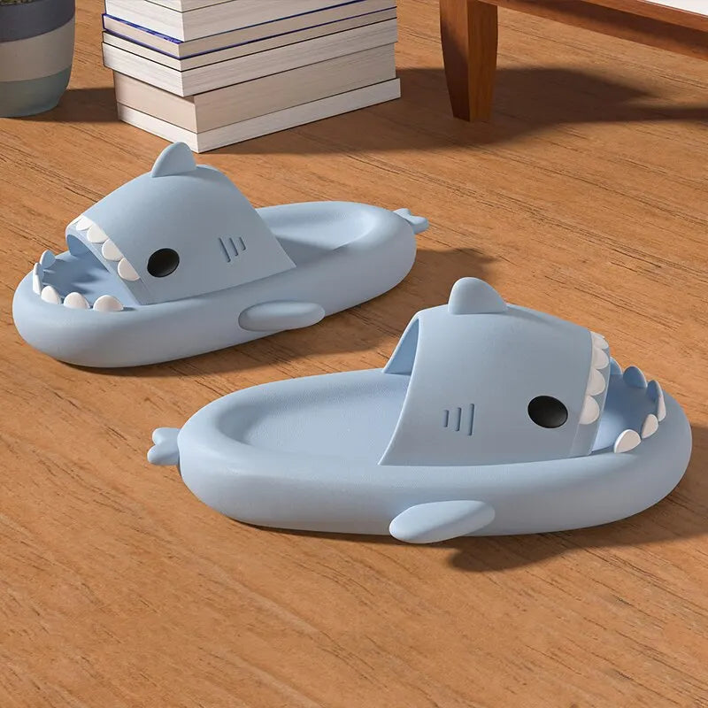 Pantuflas Feslishoet Shark con plataforma de nube suave para playa para mujer