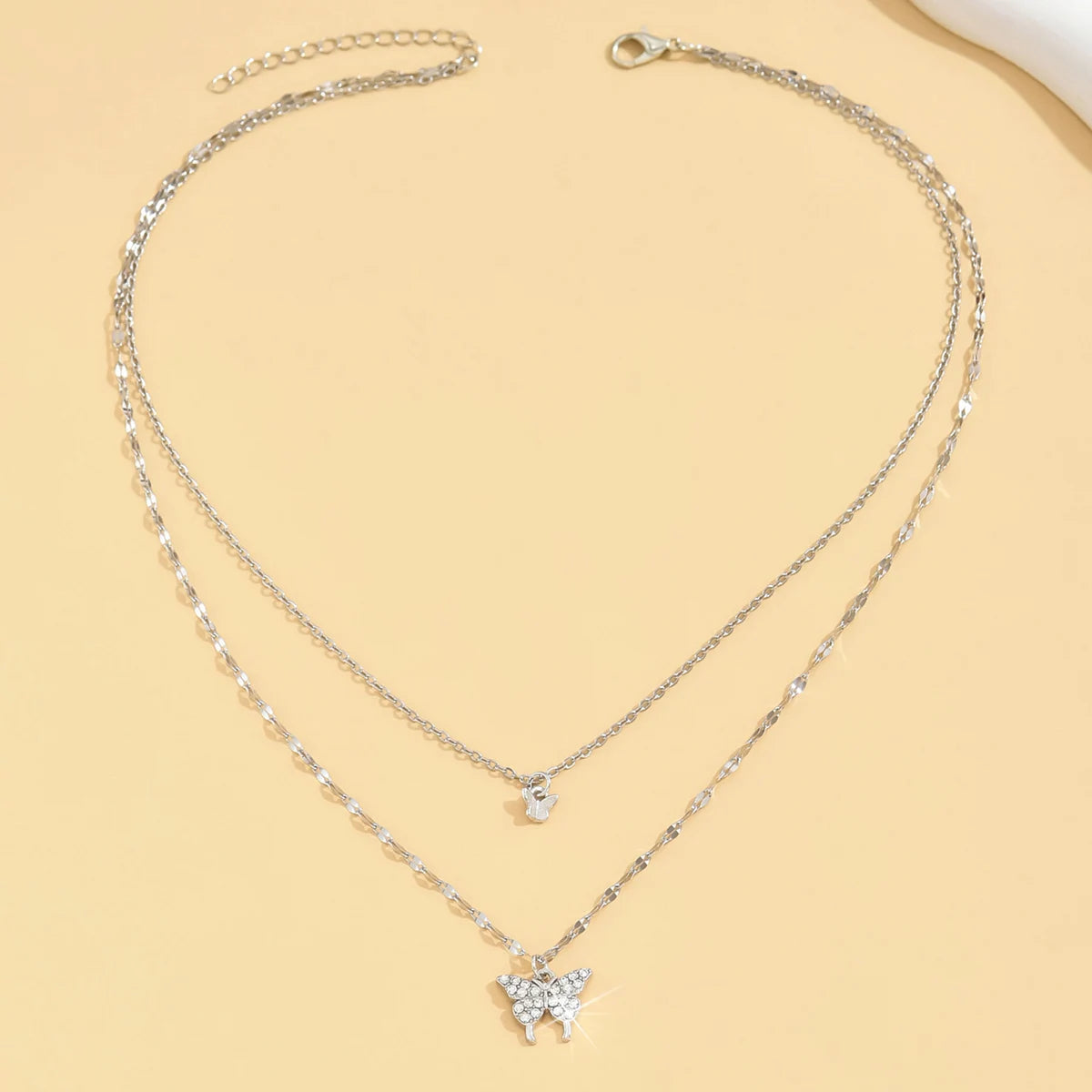 1 collar de mariposa de doble capa brillante para mujer Lats exquisito