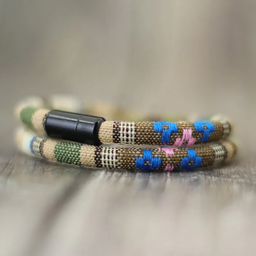 Pulsera de cuerda Bohemia para hombre, nueva, con diseño de pulseras magnéticas para atraer aventuras.