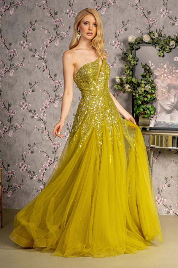 Vestido largo asimétrico de corte A con lentejuelas y malla transparente en la parte delantera