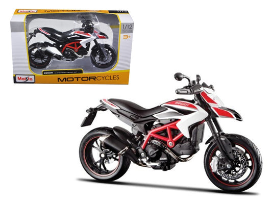 Ducati Hypermotard SP 2013, modelo de motocicleta en fundición a escala 1/12, blanca con rayas negras y rojas, de Maisto.