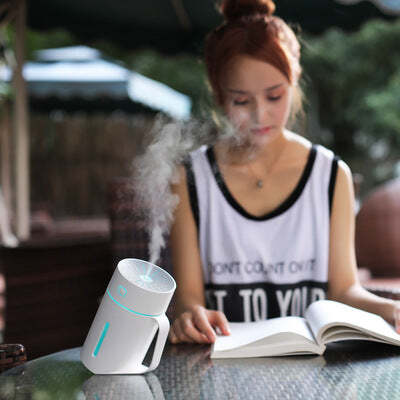 Color: Pink - Cool And Fresh On The Go Humidifier
