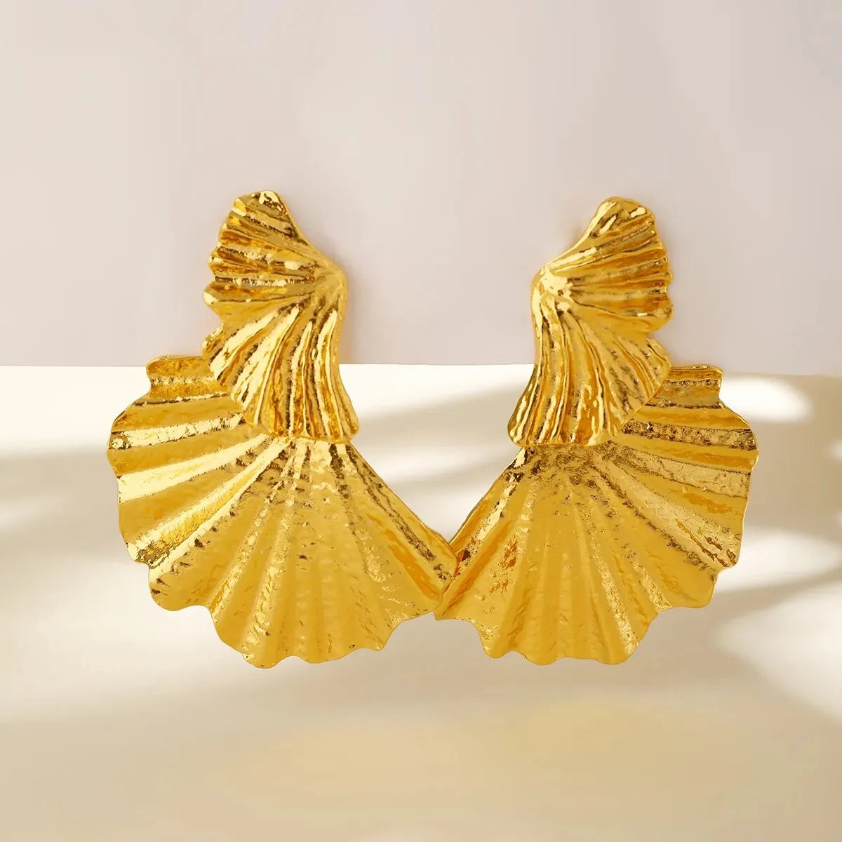 Trendy Classic Ginkgo Leaf Pendant Earrings for Women Exaggerate
