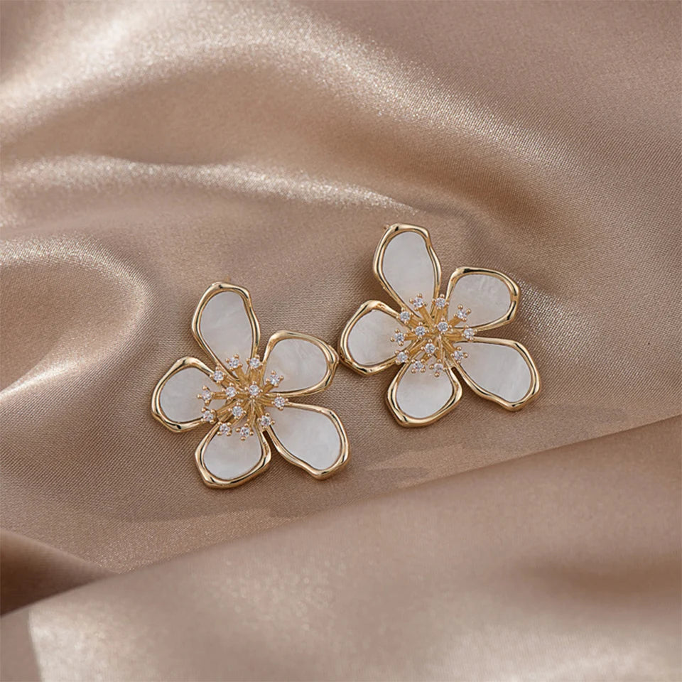 Pendientes de flores con nuevos temperamentos ZAKOL para mujeres y niñas, estilo coreano dulce. 