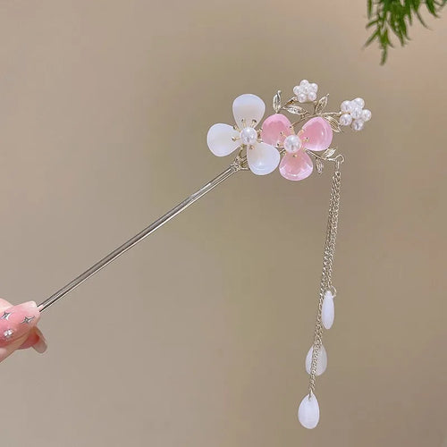 Elegante accesorio para el cabello de estilo chino con borla de flores esmaltadas románticas 