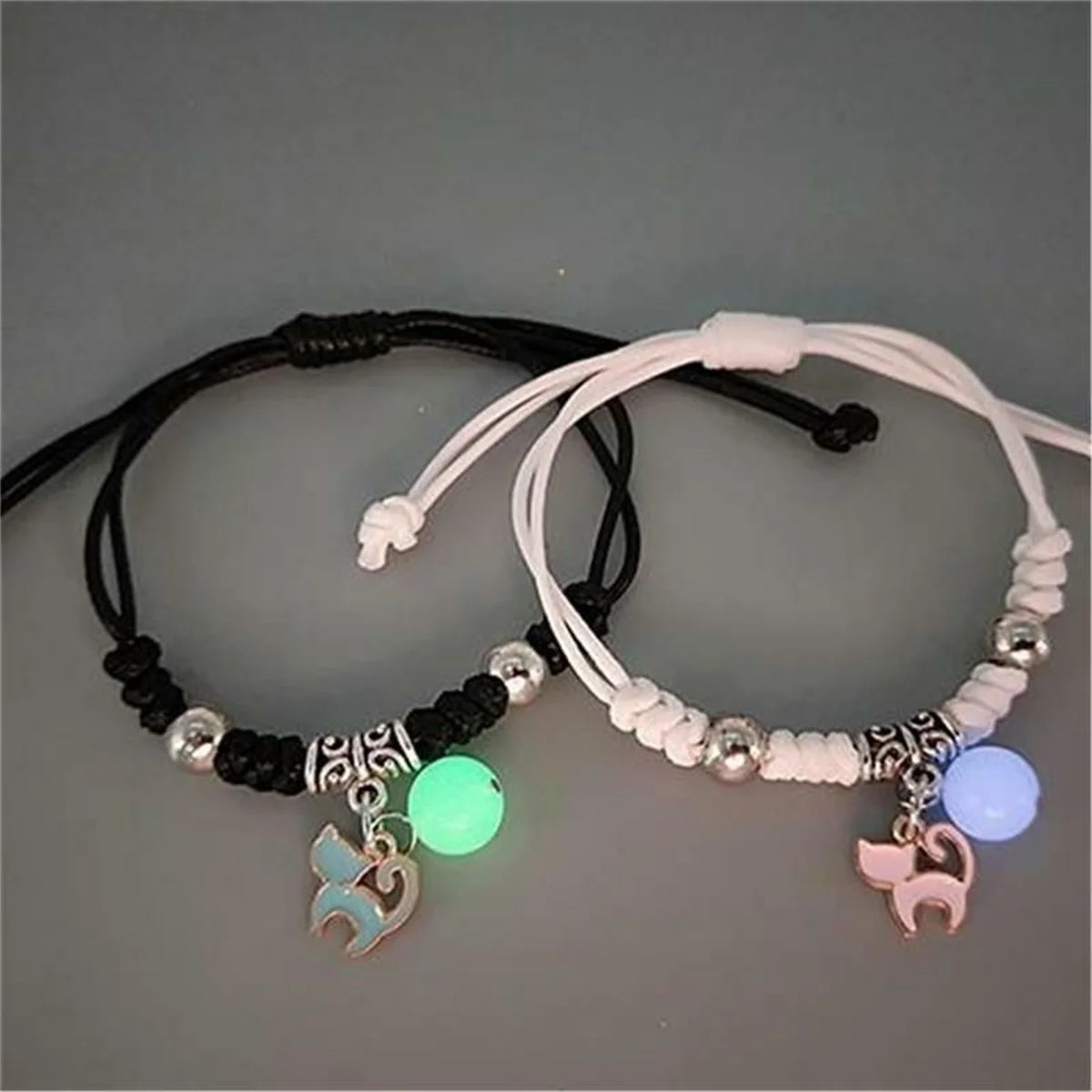 Pulsera de pareja con cuentas luminosas de moda para mujeres y hombres con dije de gato 