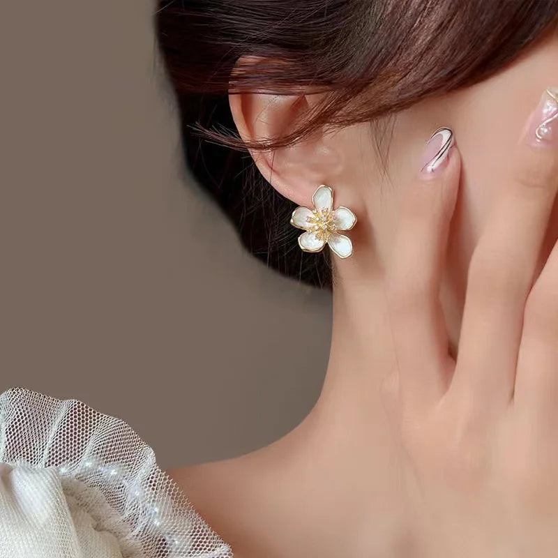 Pendientes de flores con nuevos temperamentos ZAKOL para mujeres y niñas, estilo coreano dulce. 