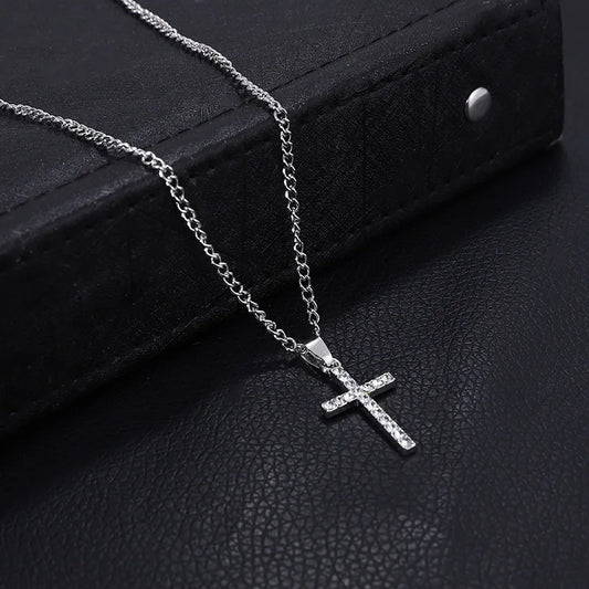 Collar con colgante de cruz de joyería de gran venta con circón de moda y 