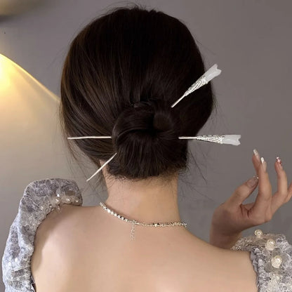 Elegante accesorio para el cabello de estilo chino con borla de flores esmaltadas románticas 