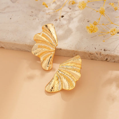 Ingemark Minimalist Tiny Maple Leaf Stud Earrings Trend 2024 for Women