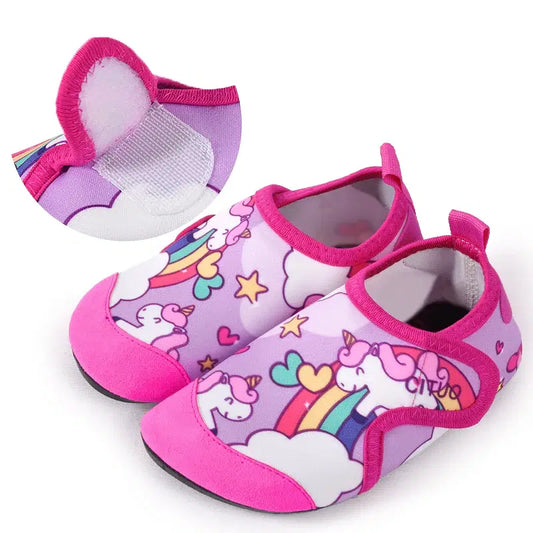 Color: Azul, Talla del calzado: 27 - 2024 Nuevos zapatos de playa para niños, calcetines de agua, zapatos de casa para niños y niñas, calcetines de interior para bebés, zapatillas para niños con unicornio de dibujos animados