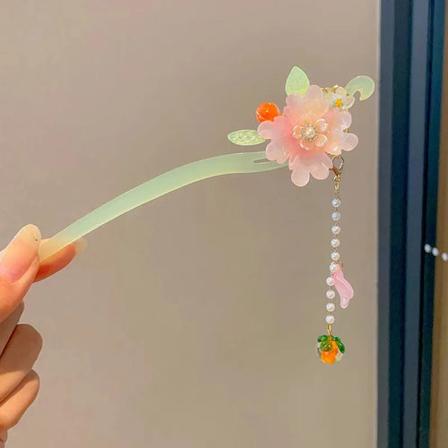 Elegante accesorio para el cabello de estilo chino con borla de flores esmaltadas románticas 
