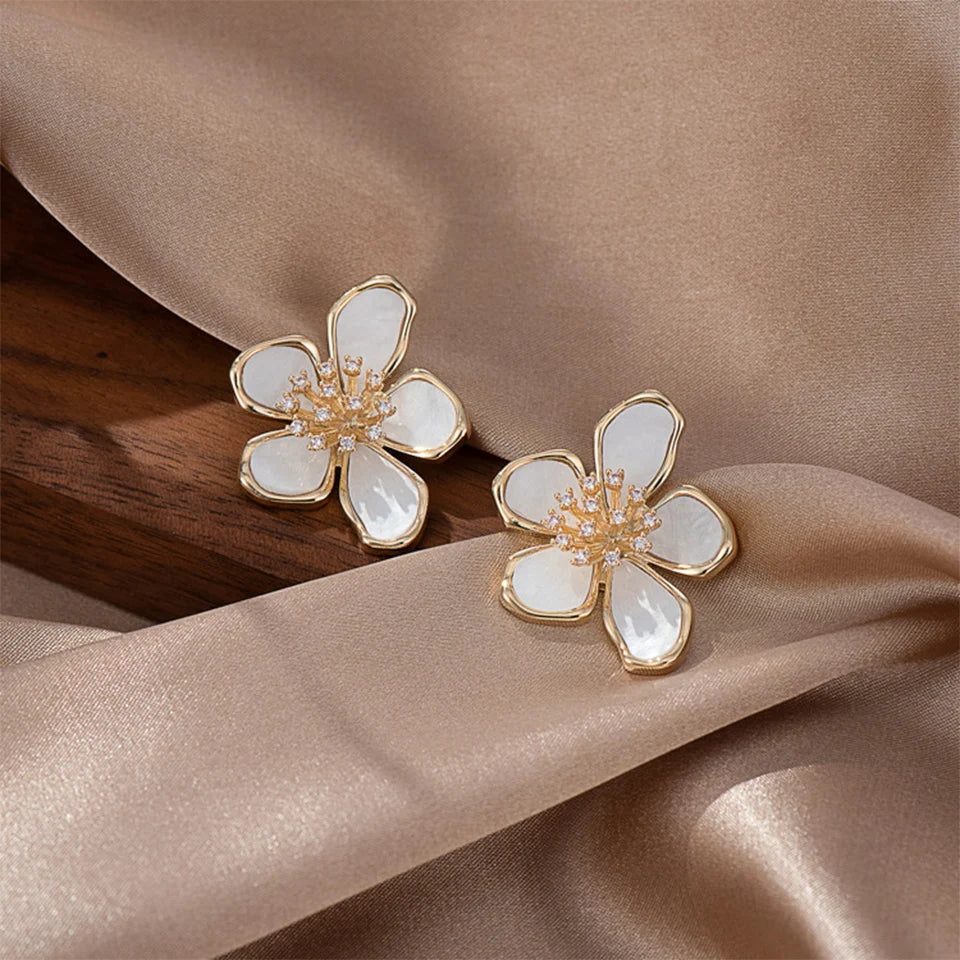 Pendientes de flores con nuevos temperamentos ZAKOL para mujeres y niñas, estilo coreano dulce. 