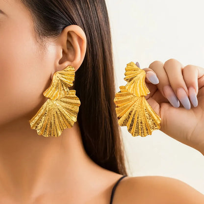 Trendy Classic Ginkgo Leaf Pendant Earrings for Women Exaggerate