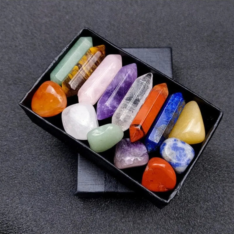 Juego de 14 piedras y cristales de cuarzo puntiagudos para la curación de chakras. 