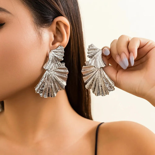 Trendy Classic Ginkgo Leaf Pendant Earrings for Women Exaggerate