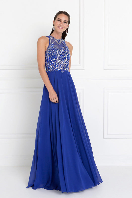 Vestido largo de gasa con escote en forma de corazón y pedrería 