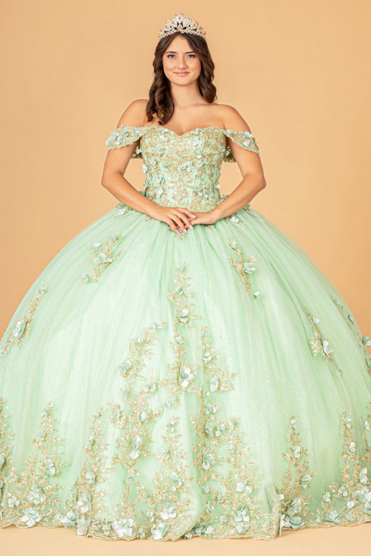 Vestido de quinceañera de malla con escote corazón y apliques de flores en 3D 